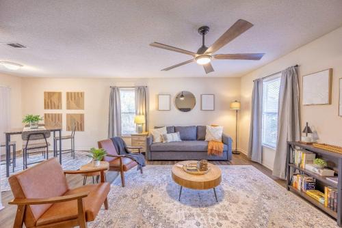 Statesboro House | Sunny Sagebrush Stay - Suite