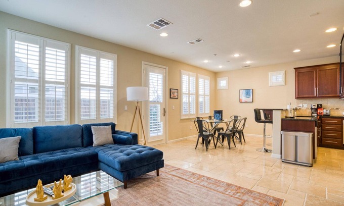 Santa Clara House | Explore Sunny Santa Clara: Family-Friendly 4BR Home Near Dining