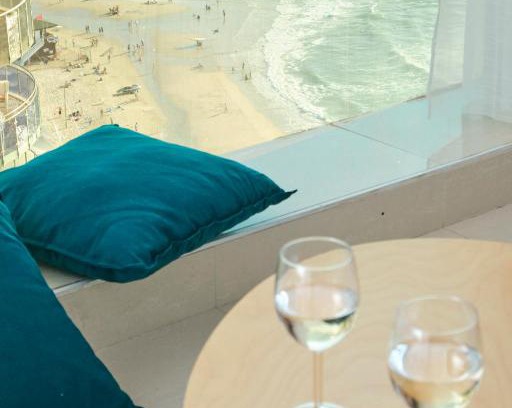 Herzliya Pituach Apartment | Oceanfront Studio with Pool and Breakfast Options