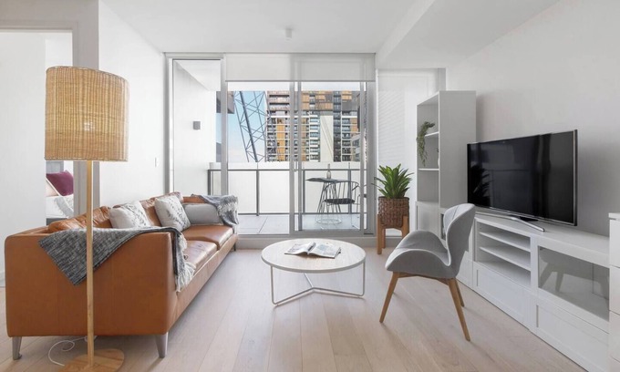 South Yarra Apartment | Serene Retreat Near South Yarra Station with Family Amenities