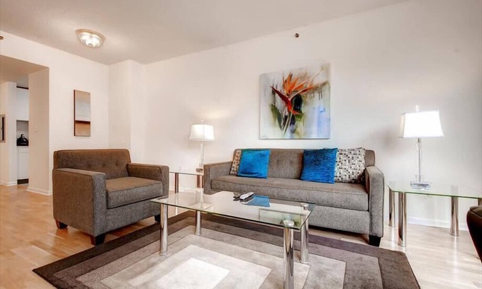 Hoboken Apartment | Bright 1BR Retreat with Full Kitchen & Free WiFi in Hoboken