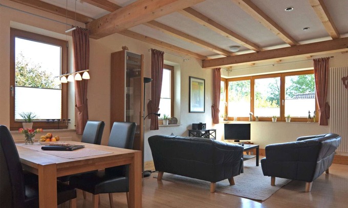 Eslohe Apartment | Bright Apartment in Eslohe with Terrace and Breakfast