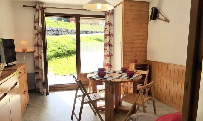 Beaufort Apartment | Cozy Les Chalets Du Planay Studio for 4 with Pet-Friendly Perks
