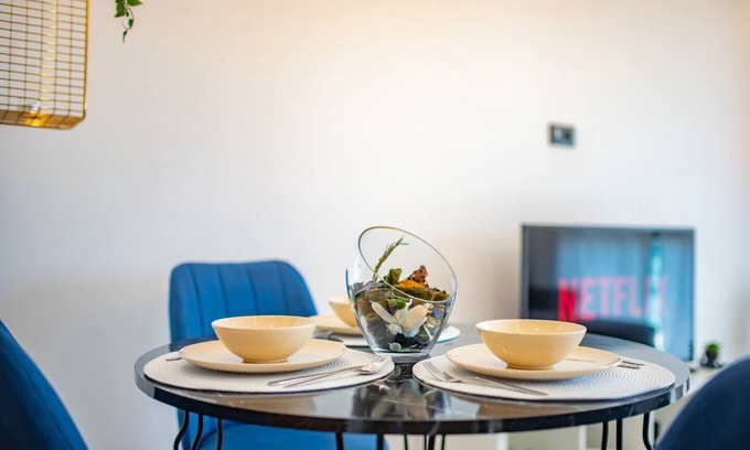 Casablanca Condo | Cozy Studio in CFC | Steps from Aeria Mall & Anfa Park