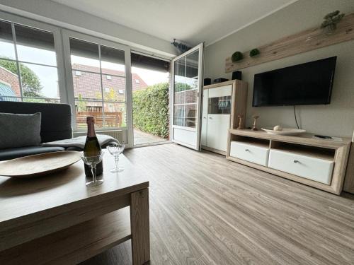 Dangast House | Discover Sunnyside Cottage: 4-Star Family & Pet Friendly Retreat