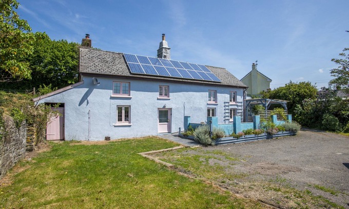 South Molton Cottage | Pet-Friendly Stays at Sunnyside, North Molton Await You