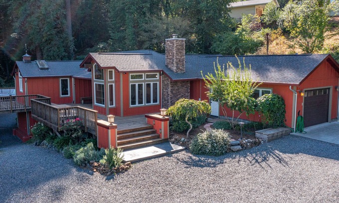 Hacienda House | Tranquil Sunnyside Retreat with Hot Tub and Scenic Views