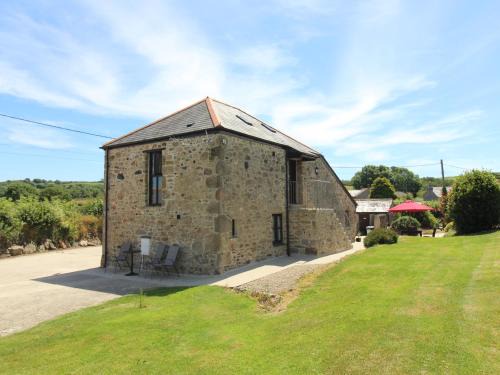 Bodmin House | Family-Friendly Sunnywell: 4-Star Stay with High Ratings