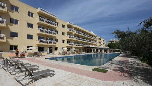Potamos tis Germasogeias Apartment | Relax at Sunquest Gardens Holiday Resort with Pool & Dining