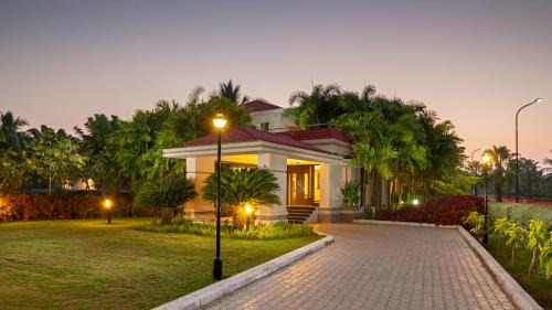 Puspatirega Resort | Delightful Sunray Village Resort with Oceanfront Amenities