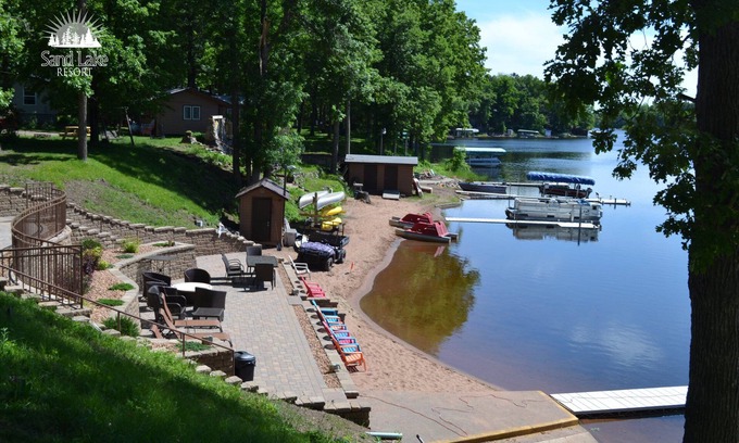 Sturgeon Lake House | Sunrise Lodge: Lake View Retreat with Pool & Pet-Friendly Perks