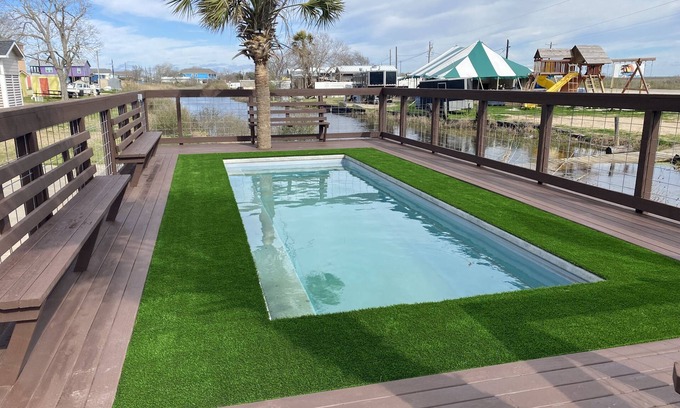Matagorda House | Perfect Getaway at Sunrise Properties - Family-Friendly Stay