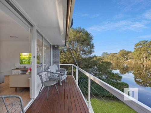 Wyong House | Exceptional Family Retreat at Sunrise Wyong River