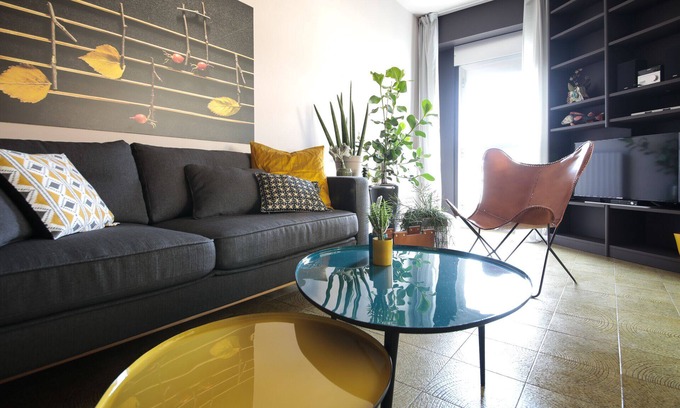 Desenzano del Garda Apartment | Remarkable Sunseeker: Dream Terrace & Top-Rated Amenities