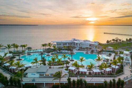 Charlotte Harbor Resort | Explore Sunseeker Resort Charlotte Harbor: Oceanfront Getaway