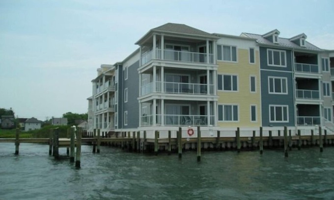 Chincoteague Condo | Unwind at Sunset Bay Villas on Chincoteague Island