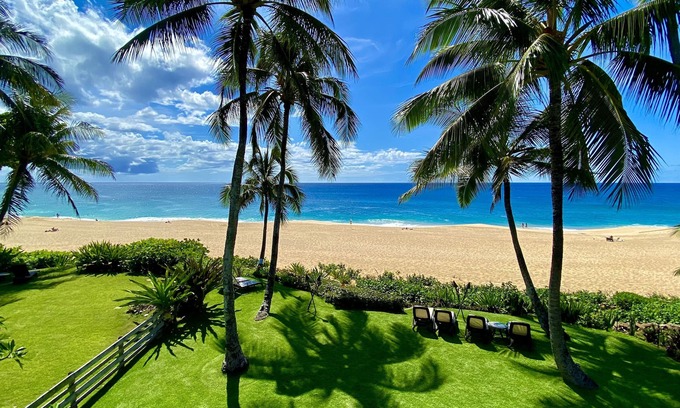 Pupukea House | Seaside Escape: Sunset Beach Vacation Rental with Spa