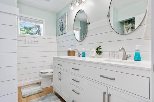 Brainerd House | Sunset Beach on Round