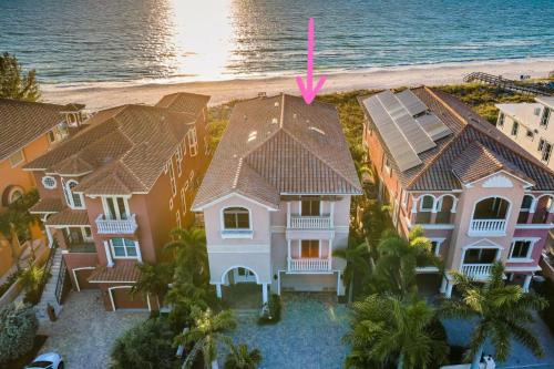 Sunset Beach House | Escape to Sunset Beach Palace: Poolside Serenity Awaits