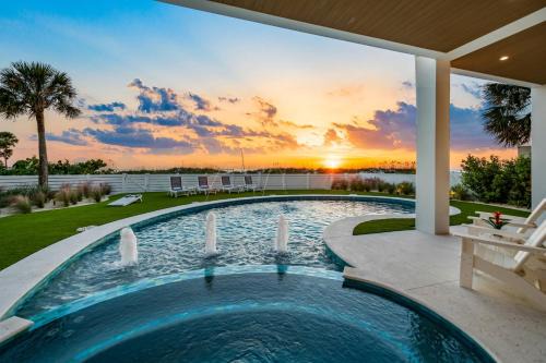 Siesta Key Village House | Experience Sunset Blue: Oceanfront Pool Paradise Awaits