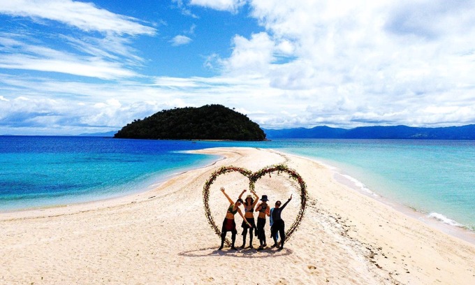 Romblon Island Hotel | Idyllic Sunset Cove Beach & Dive Resort with Pool Access