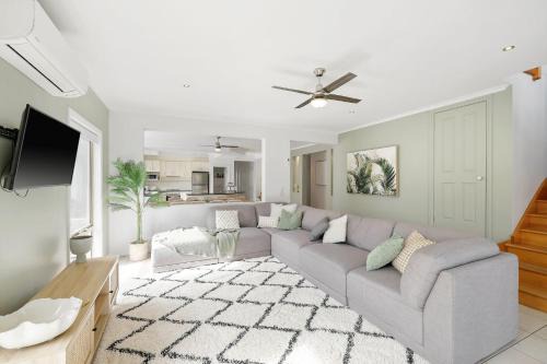 Sunset Strip House | Sunset Cove Hideaway