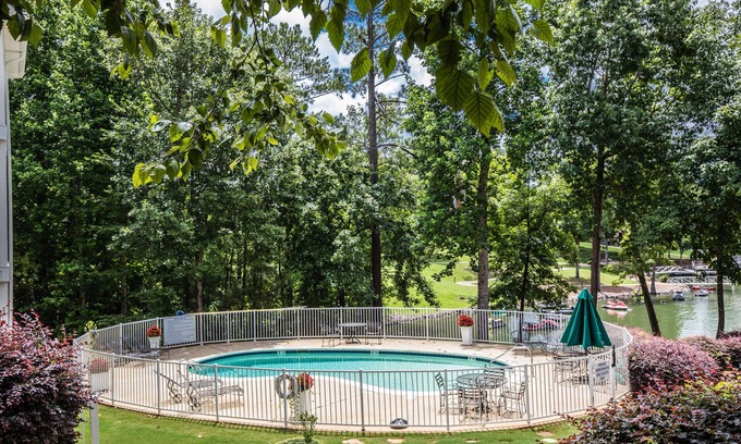 Dadeville Condo | Experience Sunset Cove on Lake Martin - Rated 9.8/10!