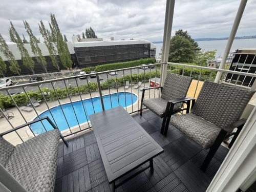 Moss Bay House | Sunset East 305: Family-Friendly Getaway with Pool Access