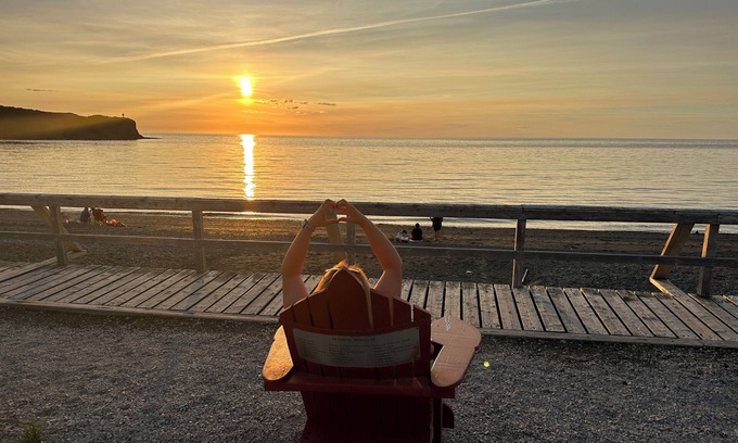 Trout River House | Sunset Escape awaits you in Trout River, NL