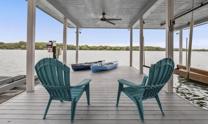 Marble Falls House | Unforgettable Sunset Escape with Kayaks and Jet Ski Access