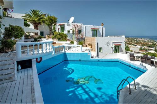 Piskopiano Apartment | Cozy Sea View Studio with Pool Access for Your Getaway