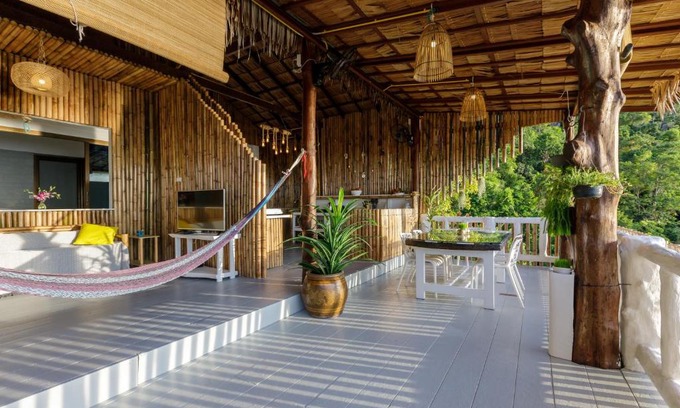 Haad Yao Villa | Cozy Sunset House: Two Bedrooms with Oceanfront Views