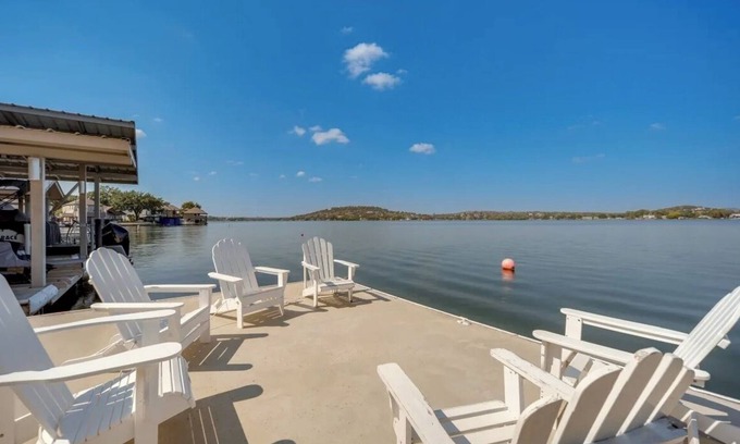 Granite Shoals House | Serene Sunset Passages Retreat with Hot Tub & Family-Friendly Fun