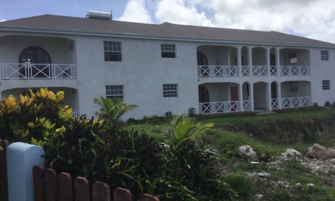Trents Apartment | Relax at Sunset Point Apartment 2 for Your Next Getaway