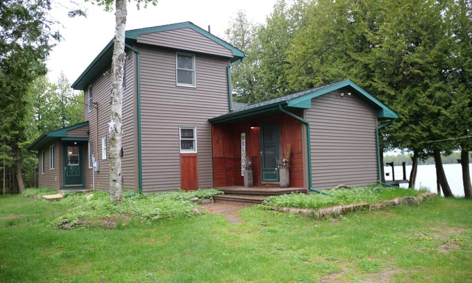 Drummond Island House | Sunset Ridge on Drummond Island
