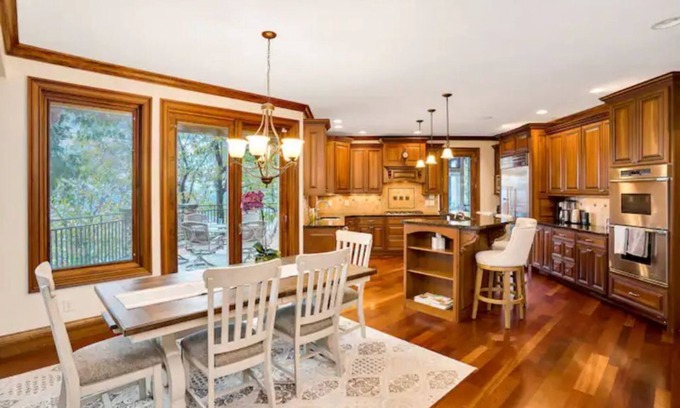 Rising Fawn House | Family-Friendly Getaway at Sunset Ridge with Kitchen Access