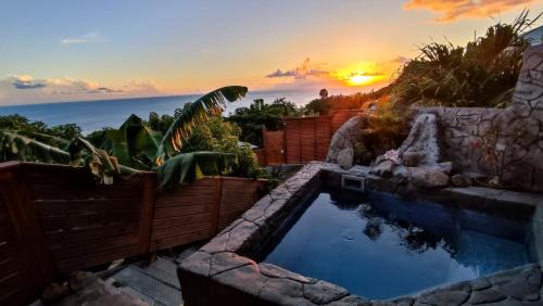 Case-Pilote House | Oceanfront Sunset Sapphire with Pool & Excellent Reviews