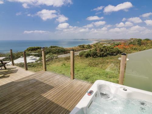 Saint John House | Discover The Radar Station: Family & Pet Friendly Retreat