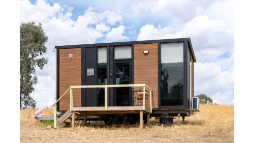 Balmattum House | Pet-Friendly Sunset Chalet at Euroa Glamping Escape