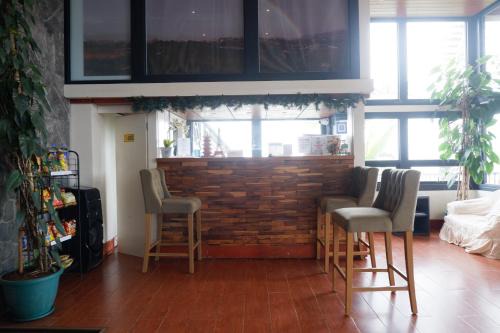 Baguio Hotel | Enchanting Sunset View Ridge Residences with Breakfast