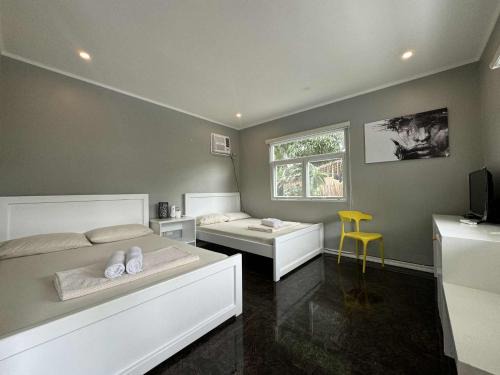 Palauig Resort | Sunset Villas Pool Villa 1