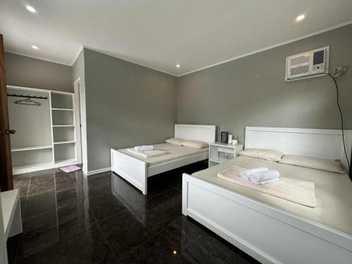 Palauig Resort | Sunset Villas Pool Villa 4