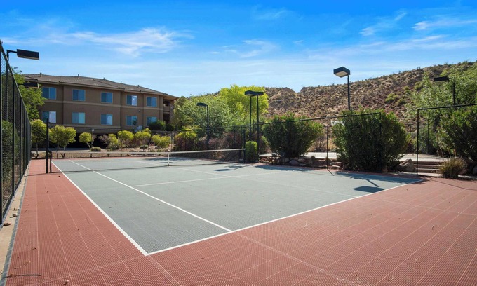 St. George Condo | Sunset Vista - Amazing Views - Pet Friendly!