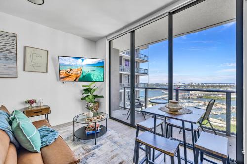 Downtown Miami Apartment | Sunset Waterview Oasis Studio