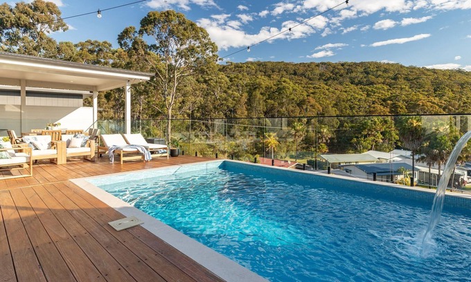 Blueys Beach House | Relax at Sunsets @ Blueys Beach with Oceanfront Views