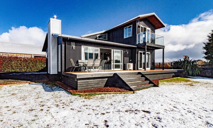Ohakune House | Experience Sunshine and Snow Lodge - Family-Friendly Retreat