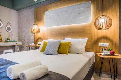 Malia Hotel | Relax at Sunshine Boutique Hotel with Oceanfront Amenities