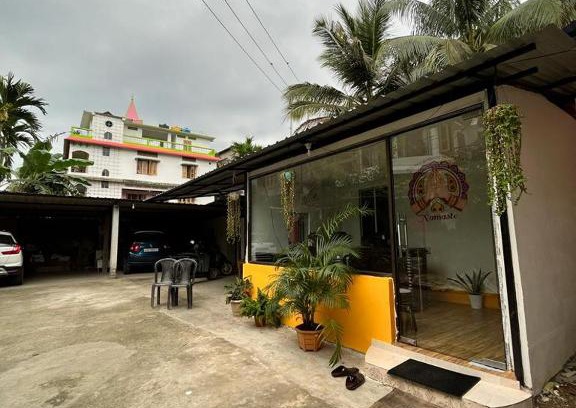 Guwahati House | Cozy Sunshine Homestay - Family-Friendly Getaway Awaits