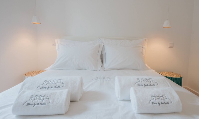 Santa Maria Maior Apartment | Sunshine House - Exclusive Apartment with Spa & Family Amenities