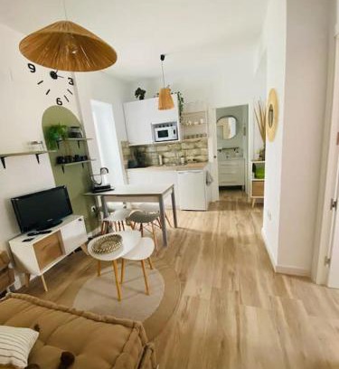 San Pedro Apartment | Family-Friendly Stay at SunShine San Eloy in Córdoba